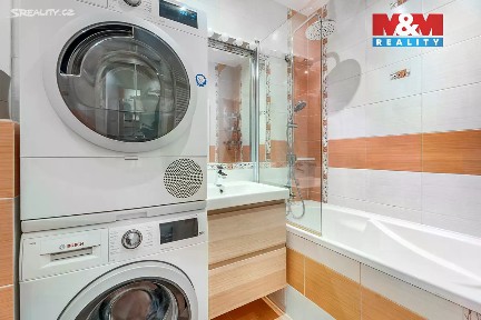 Prodej bytu 3+1 63 m² SNP, Ústí nad Labem - Ústí nad Labem-centrum