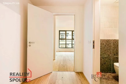 Pronájem bytu 1+kk 23 m² Bratislavská, Brno - Zábrdovice