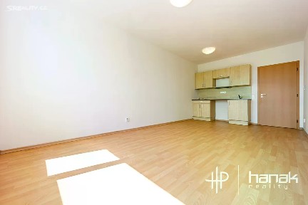 Pronájem bytu 1+kk 30 m² Jeremiášova, Olomouc - Povel