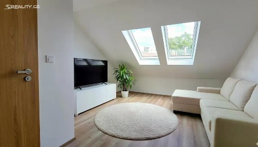 Prodej bytu 1+kk 23 m² Sokolská, Praha - Nové Město