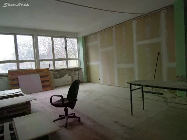 Pronájem obchodního prostoru 90 m²