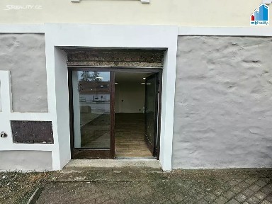 Pronájem bytu 1+kk 27 m² 5. května, Dýšina