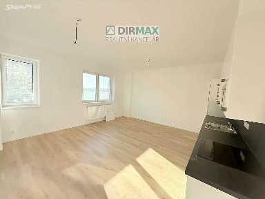 Pronájem bytu 1+kk 40 m² Františka Kováříka, Plzeň - Skvrňany
