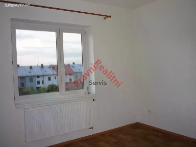 Pronájem bytu 1+1 80 m² Zborovské náměstí, Pardubice - Zelené Předměstí