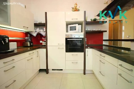 Prodej bytu 4+kk 109 m² Na Vyhlídce, Karlovy Vary