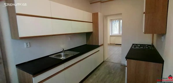 Pronájem bytu 3+1 85 m² Plechanovova, Ostrava - Hrušov
