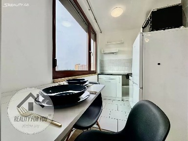 Pronájem bytu 1+kk 18 m² Dunická, Praha - Záběhlice