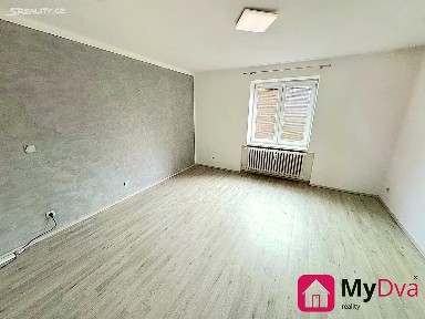Pronájem bytu 2+1 55 m² Moravská, Oslavany