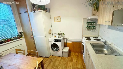 Pronájem bytu 2+1 44 m² Urxova, Olomouc - Lazce