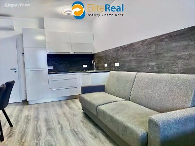 Pronájem bytu 1+kk 36 m² Frištenského, Olomouc - Neředín