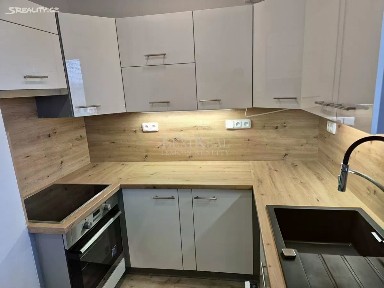 Pronájem bytu 3+1 84 m² Sluhy