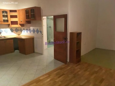 Pronájem bytu 1+1 35 m² Jana Želivského, Praha - Žižkov