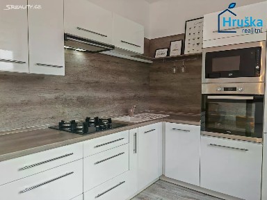 Pronájem bytu 2+kk 50 m² 1. máje, Havířov - Město