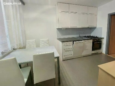 Pronájem bytu 3+1 75 m² Oderská, Brno - Starý Lískovec