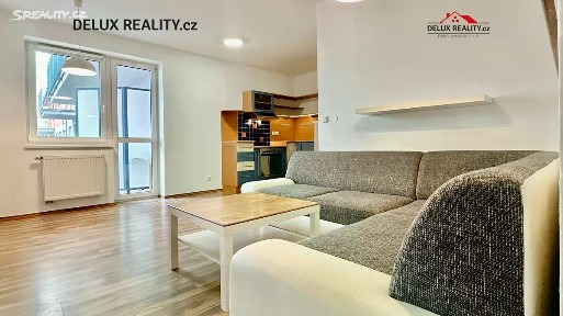 Pronájem bytu 3+kk 70 m² Hvězdová, Znojmo