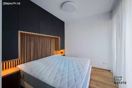 Pronájem bytu 2+kk 40 m² Starokošířská, Praha - Košíře