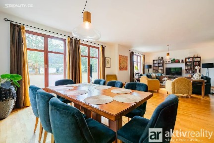 Pronájem bytu 5+kk 180 m² Perucká, Praha - Vinohrady