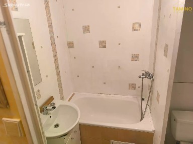 Pronájem bytu 2+1 47 m² Fr. Hrubína, Třebíč - Nové Dvory