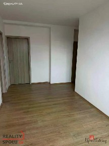 Pronájem bytu 3+1 61 m² Petrovice