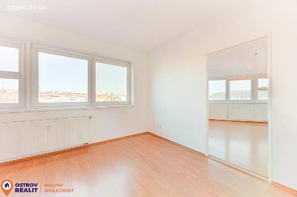Prodej bytu 1+1 56 m² Kloboučnická, Praha - Nusle
