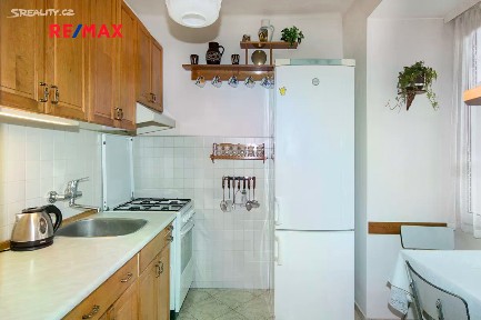 Prodej bytu 3+1 63 m² K podjezdu, Praha - Nusle