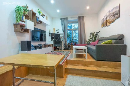 Prodej bytu 2+kk 50 m² Korunovační, Praha - Bubeneč