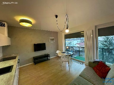 Pronájem bytu 1+kk 30 m² Zemské právo, Praha - Hostivař