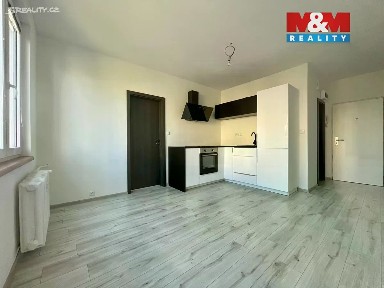 Pronájem bytu 2+kk 38 m² Dukelská, Sezimovo Ústí