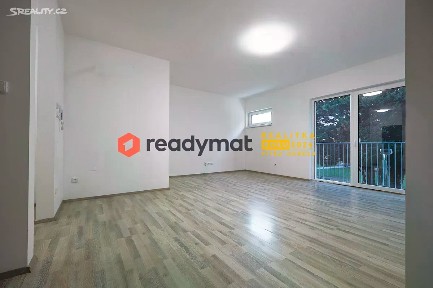 Pronájem bytu 2+kk 56 m² Radniční, Hodonín
