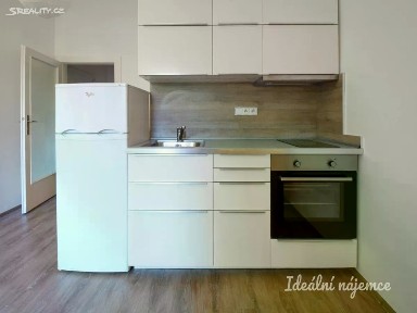 Pronájem bytu 1+kk 31 m² Čápkova, Brno - Veveří