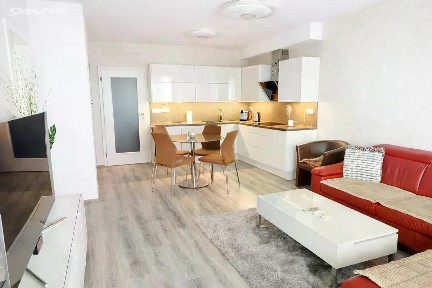 Prodej bytu 2+kk 53 m² Modrého, Praha - Vysočany
