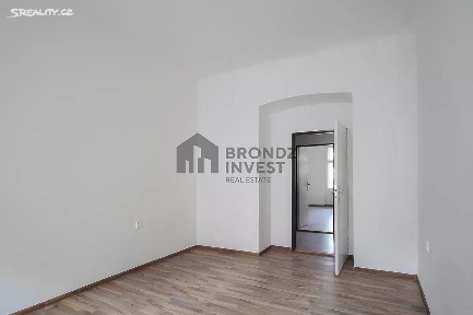 Pronájem bytu 1+1 49 m² Bořivojova, Praha
