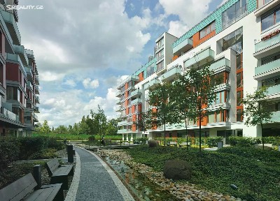 Pronájem bytu 2+kk 65 m² Rohanské nábřeží, Praha - Karlín