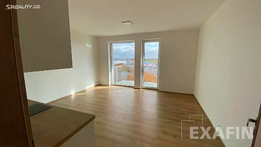 Pronájem bytu 1+kk 33 m² Beranových, Praha - Letňany