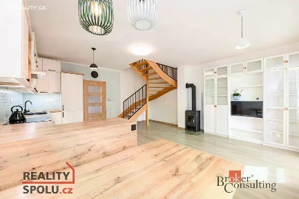 Pronájem bytu 3+kk 89 m² Husova, Starý Plzenec