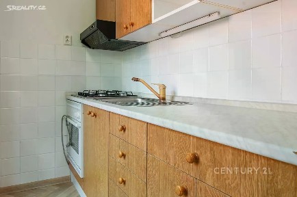 Pronájem bytu 3+1 67 m² Pod Lipami, Nový Jičín