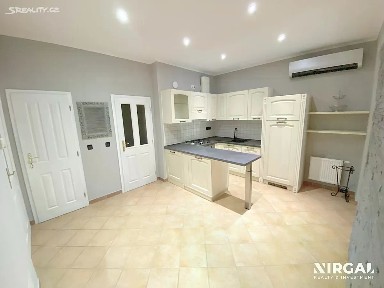 Pronájem bytu 2+1 58 m² Plzeňská, Praha - Smíchov