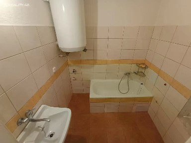 Pronájem vícegeneračního domu 280 m², pozemek 185 m² Nepomuk