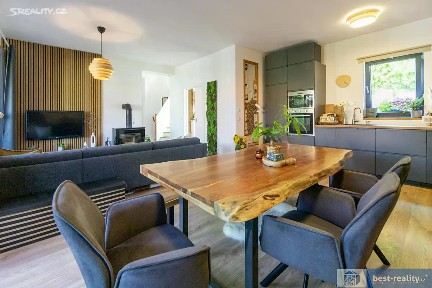 Prodej rodinného domu 120 m², pozemek 1005 m² Chorušice - Velký Újezd