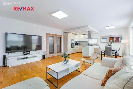 Prodej rodinného domu 180 m², pozemek 679 m² Sněžná, Veleň - Mírovice