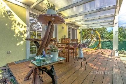 Prodej rodinného domu 198 m², pozemek 425 m² Říčany