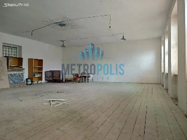 Prodej vícegeneračního domu 280 m², pozemek 681 m² Osek