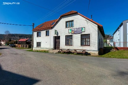 Prodej rodinného domu 552 m², pozemek 608 m² Nový Knín - Libčice