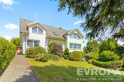 Prodej rodinného domu 380 m², pozemek 858 m² Na Vyhlídce, Kamenice - Nová Hospoda