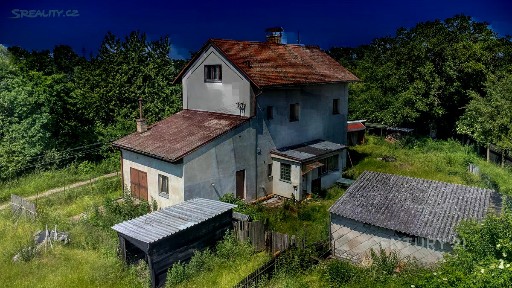 Prodej rodinného domu 341 m², pozemek 1120 m² Močovice