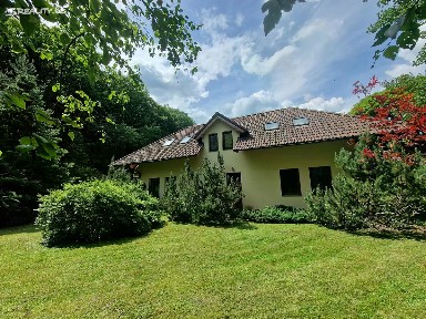 Prodej rodinného domu 280 m², pozemek 4183 m² Hrdlořezy