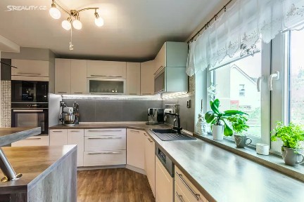 Prodej rodinného domu 184 m², pozemek 802 m² Kamenný Přívoz