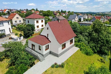 Prodej rodinného domu 194 m², pozemek 1293 m² Nezvalova, Benešov