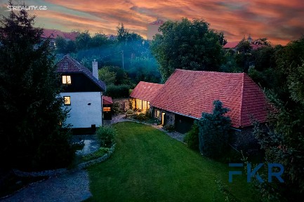 Prodej rodinného domu 190 m², pozemek 2846 m² Rusko, Kouřim