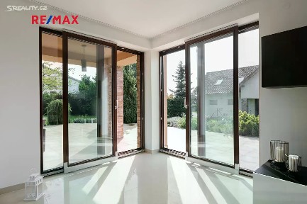 Prodej rodinného domu 260 m², pozemek 933 m² Tulipánová, Říčany - Strašín